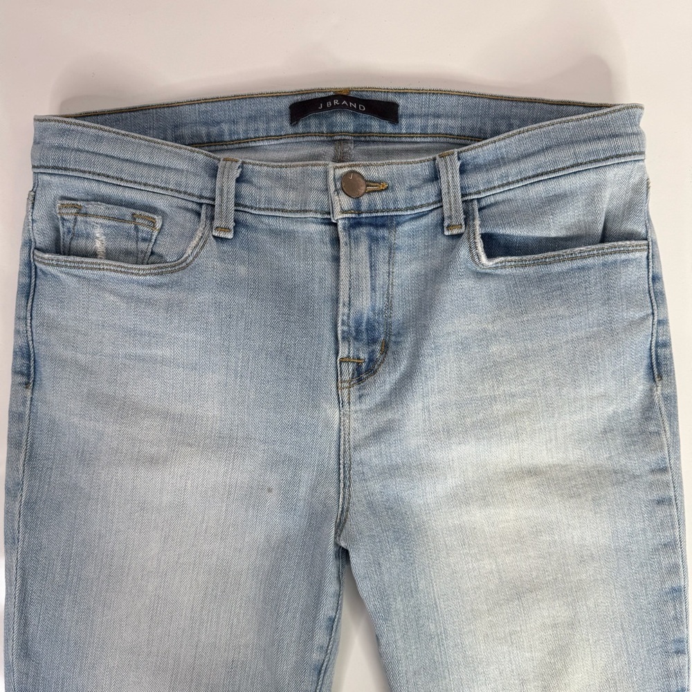 J BRAND Size 30 Mid Rise Capri Beach Line Light Wash 31 Inch Waist Blue Jeans - Picture 7 of 16